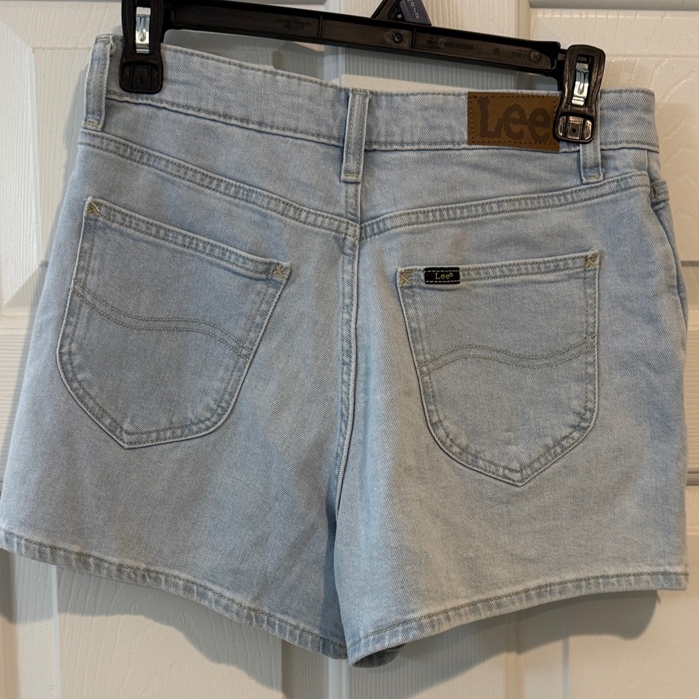 Lee Light Blue Denim Skort with Button Details - Picture 3 of 3